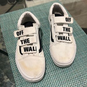 Off The Wall Velcro Vans size 9